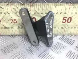 Петля двери задней правой