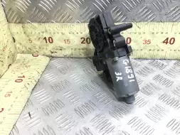 Моторчик стеклоподъемника задний правый