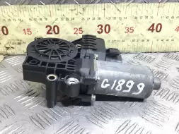 Моторчик стеклоподъемника передний левый