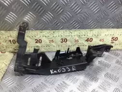 Крепление фары правой