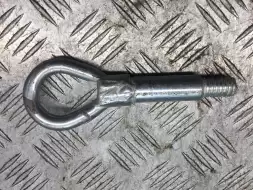 Крюк буксировочный