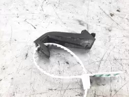 Кронштейн бампера заднего