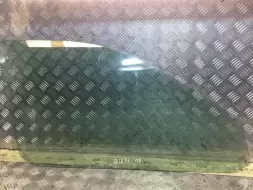 Стекло двери передней правой