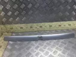 Накладка подсветки номера