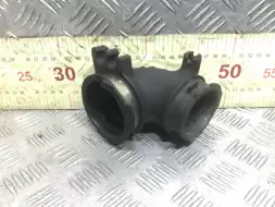 Патрубок воздушного фильтра