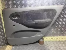 Обшивка двери задней правой (дверная карта)