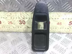 Накладка блока управления стеклоподъемниками