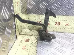 Крюк капота