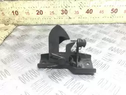 Крюк капота