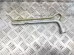 Ключ колесный (балонный)