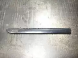 Молдинг двери передней левой