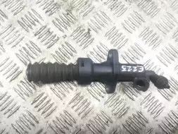 Цилиндр сцепления рабочий