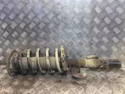Стойка передняя правая