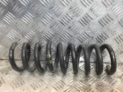 Пружина задняя