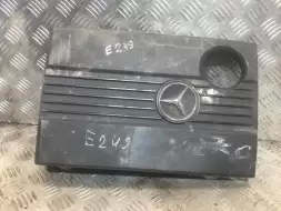 Декоративная крышка двигателя