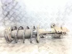 Стойка передняя правая