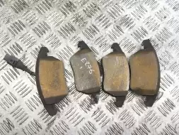 Тормозные колодки передние