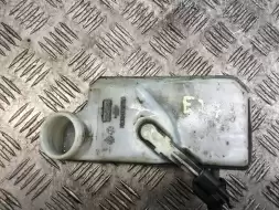 Бачок главного тормозного цилиндра