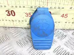 Крышка бачка омывателя