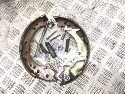 Колодки стояночного тормоза