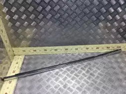 Молдинг стекла двери задней левой наружный