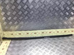 Молдинг стекла двери задней левой наружный