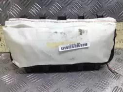 Подушка безопасности пассажира