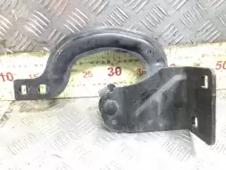 Петля крышки багажника